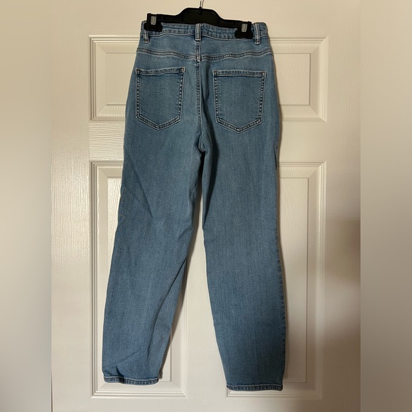 ASOS Women’s Straight Light Wash Jeans size 26/28 P - Picture 9 of 10